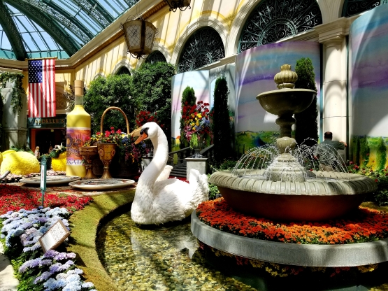 swan bellagio conservatory